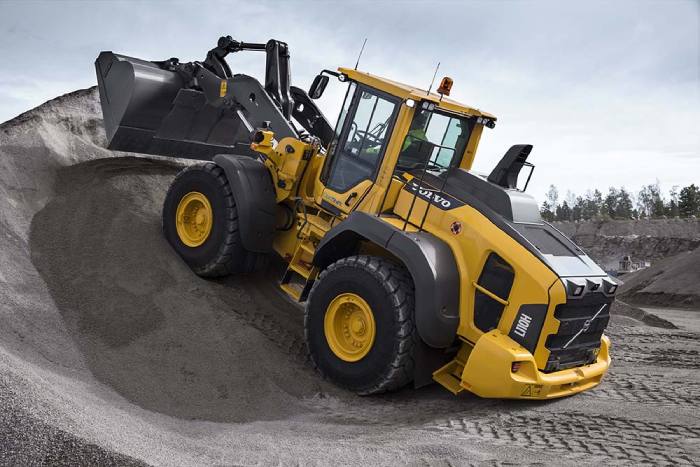 pá carregadeira Volvo L110H